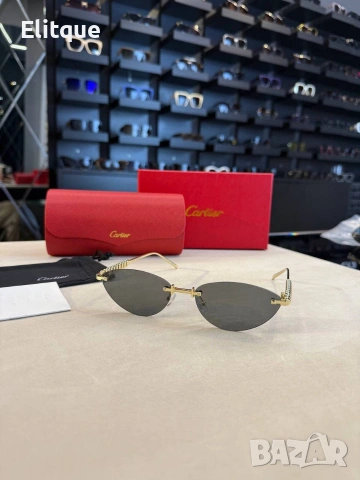 очила с черен обикновен калъф и ув защита tom ford celine prada Cartier , снимка 7 - Слънчеви и диоптрични очила - 53067950