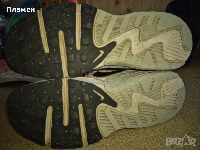 Маратонки Nike Air Max 42 номер, снимка 3 - Маратонки - 51306867