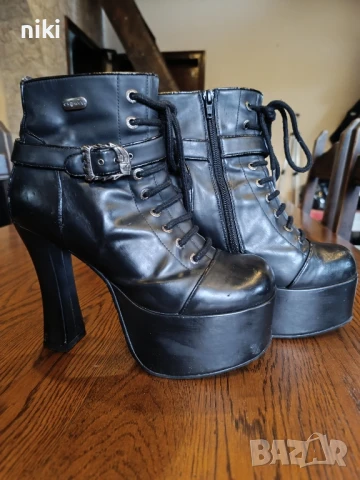 New Rock номер 40, снимка 3 - Дамски боти - 50828565