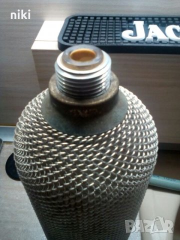 Голяма стъклена бутилка обвита с алуминий, снимка 7 - Колекции - 27222842