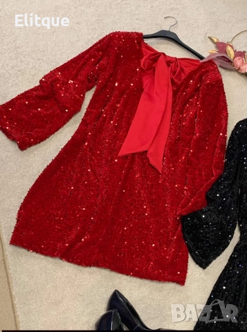 рокля с пайети 