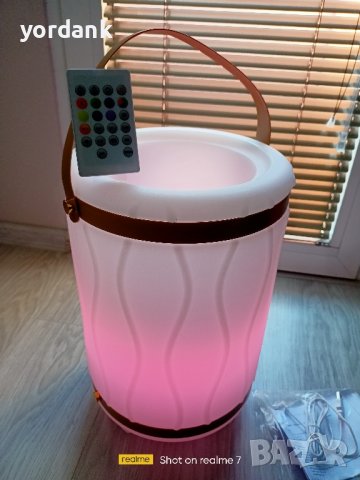 Охладител за вино с вградена колонка и RGB подсветка, снимка 2 - Други - 43393285
