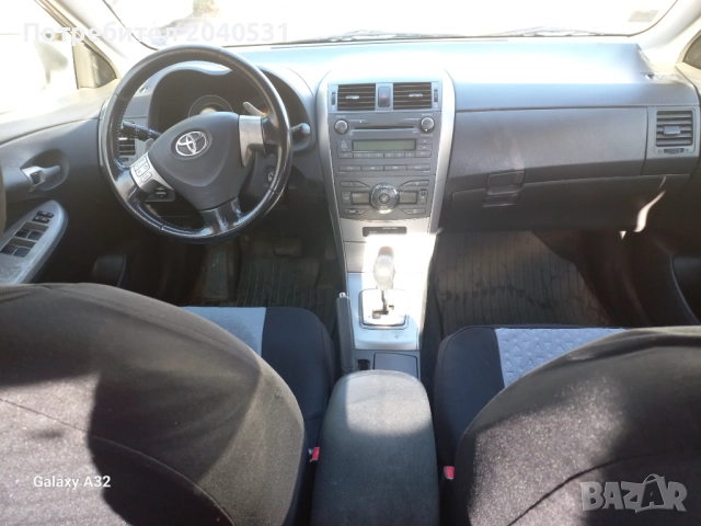 Тойота Корола, снимка 17 - Автомобили и джипове - 47701236