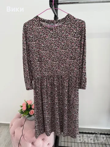 Рокля в размер М, снимка 4 - Рокли - 48511309