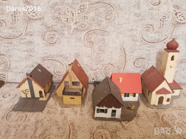 Пластмасови къщички, снимка 2 - Колекции - 39650898