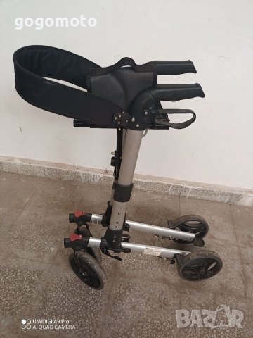 ИДЕАЛНО ЗАПАЗЕН Двойно сгъваем алуминиев ролатор , снимка 11 - Ролатори - 37623168