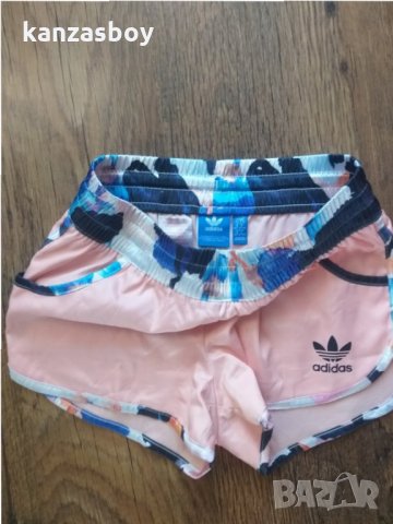 adidas Originals Girls Trefoil Shorts - страхотни юношески панталонки , снимка 6 - Детски къси панталони - 33527680