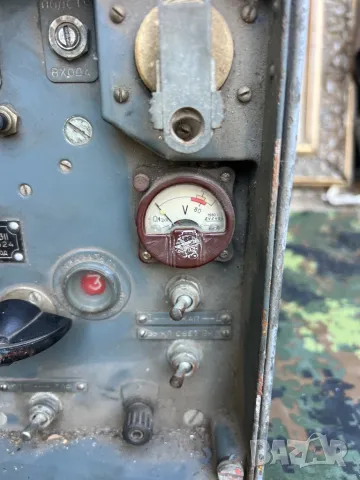 Продавам военен приемник Р311, снимка 7 - Други ценни предмети - 49883909