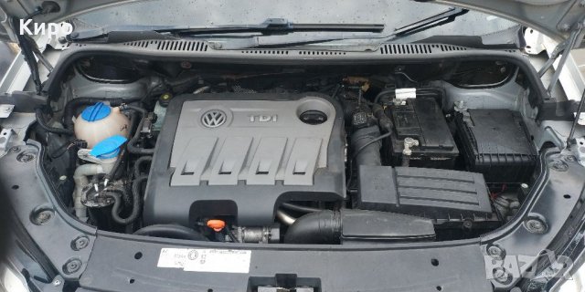 Vw Touran 1.6 tdi 105 НА ЧАСТИ, снимка 9 - Автомобили и джипове - 33140018