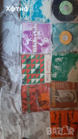 Продавам плочи за грамофон.има и малки плочи 