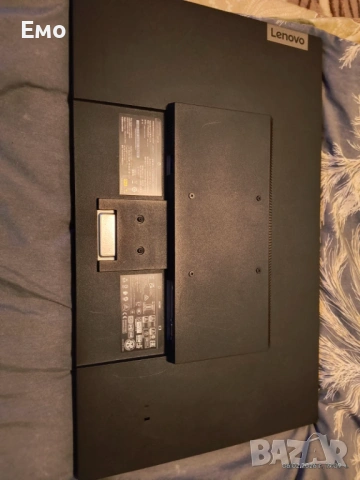 Монитор Lenovo 27″, Full HD, супер състояние, снимка 4 - Монитори - 53385946