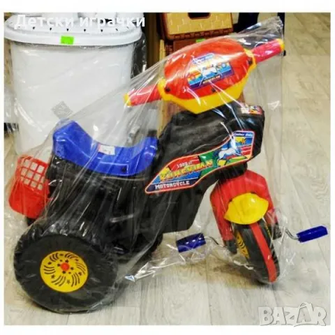 Детски мотор с педали, триколка с каска, снимка 4 - Други - 49053228
