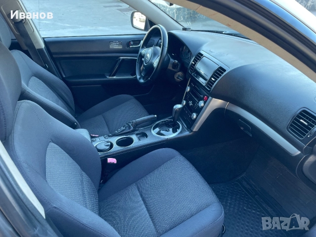 Субару Аутбак 2.5 Автоматик, снимка 8 - Автомобили и джипове - 52426408