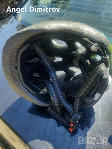 Продавам 2бр. каски за велосипед зелена и синя, снимка 4 - Аксесоари за велосипеди - 51780282