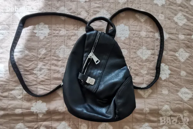 Дамска раница , снимка 3 - Раници - 47442419