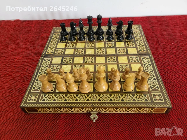 #1 Стар масивен дървен шах със седеф , снимка 1