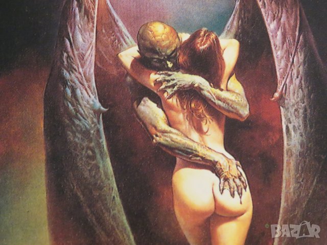 Еротична картичка от картина на Борис Валеджо- Целуни Вампира - еротика и красота - изд. 80те  - 18+, снимка 2 - Други - 27110037