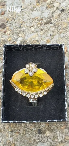 Бижута с камъни , снимка 4 - Бижутерийни комплекти - 47774238