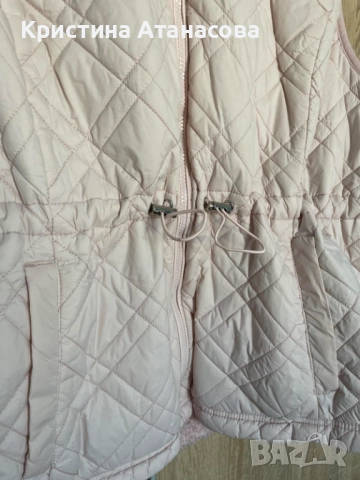 Прекрасен нежнорозов елек – шушляк с пухена подплата, снимка 4 - Елеци - 52500826