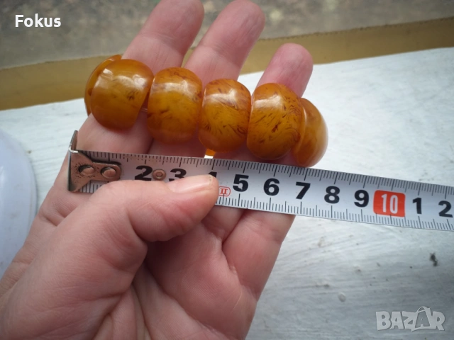 Гривна от стар бакелит - каталин, снимка 4 - Антикварни и старинни предмети - 53508299