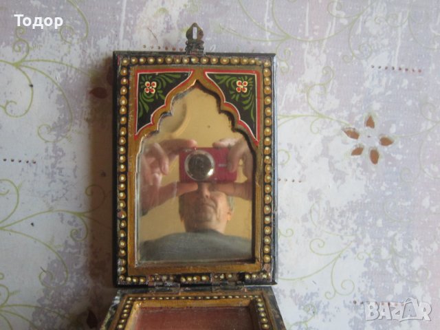 Старинно ковчеже кутия за бижута с огледало 19 век, снимка 5 - Колекции - 37992447