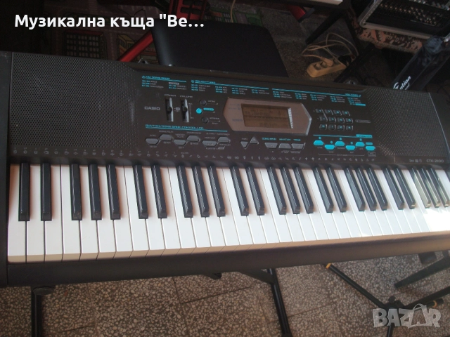 Синтезатор CASIO CTK-2100 със стойка, снимка 2 - Синтезатори - 52802567