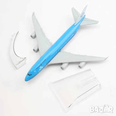 Boeing 747 самолет модел макет KLM Нидерландия европейски превозвач летище такси, снимка 5 - Влакчета, самолети, хеликоптери - 50938709