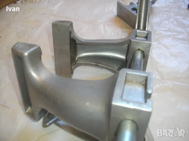 Швейцарско Алуминиево Оригинално Дърводелско МЕНГЕМЕ ZYLIZZ SWISS MADE Захват 165мм, 3,0кг , снимка 14 - Менгемета - 47459226