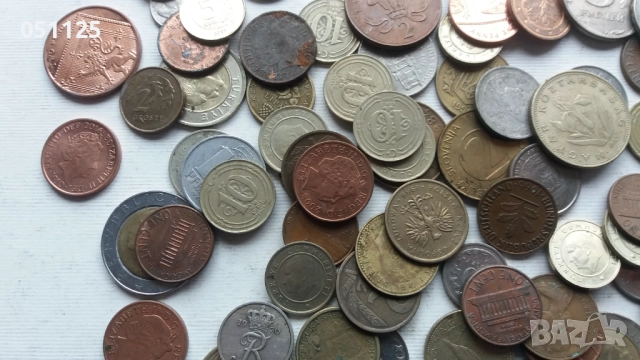 лот от 100 броя чуждестранни монети, снимка 4 - Нумизматика и бонистика - 52922752