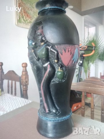 Продавам красива и изящна, статуетка.Камила.Дърворезба.Ръчна изработка., снимка 8 - Колекции - 42297827