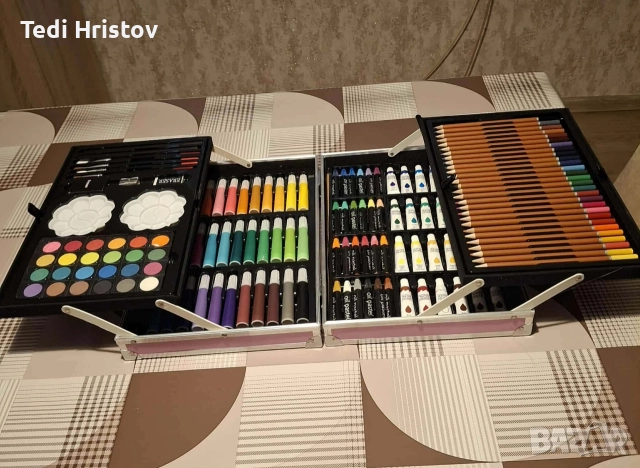 Творчески комплект за рисуване с изключително разнообразие от цветове, снимка 3 - Рисуване и оцветяване - 52851095