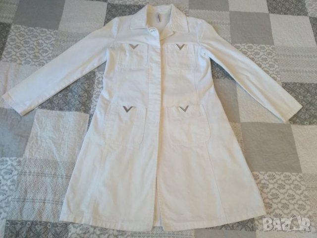 Дамско палто Valentino/Валентино, 100% оригинал с много апликации, снимка 8 - Палта, манта - 26278233