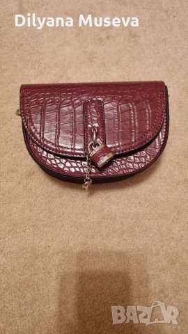 Дамска чанта малка , снимка 2 - Чанти - 33465868