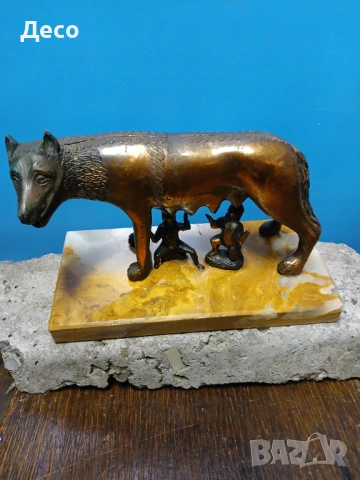 Стара римска статуетка,сувенир от мед и мрамор., снимка 2 - Антикварни и старинни предмети - 53476991