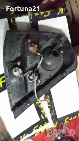 Kia Sorento - десен стоп, снимка 2 - Части - 49614386