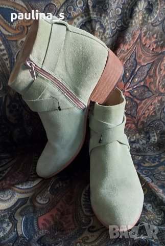 Естествен набук и пресована кожа за подметката / Маркови зелени боти "Bruno Banani" , снимка 6 - Дамски боти - 43497926