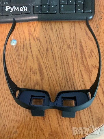 Очила за четене и гледане на телевизия в легнало положение