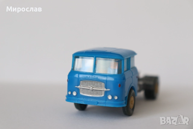 PERMOT PREFO H0 1/87 SKODA MADARA ШКОДА МАДАРА ВЛЕКАЧ КОЛИЧКА КАМИОН МОДЕЛ, снимка 2 - Колекции - 52948169