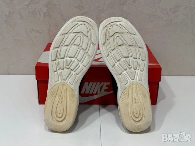 Маратонки Nike Air Max Axis | 41 номер, снимка 5 - Маратонки - 52634859