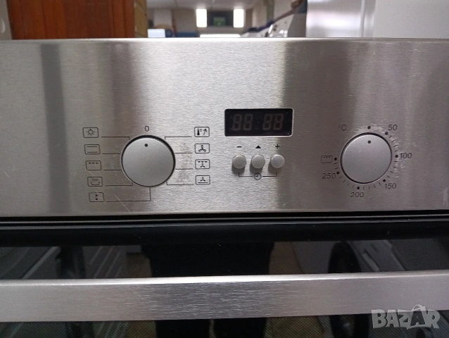 Като нова иноксова фурна за вграждане Миеле Miele Made in Germany с две години гаранция!, снимка 7 - Печки, фурни - 53388855