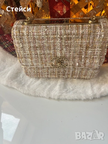 Дамски чанти Chanel букле