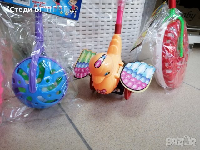 Играчки. Бутащи колела за малки деца. Нови от затворен магазин. , снимка 4 - Дрънкалки и чесалки - 38425915