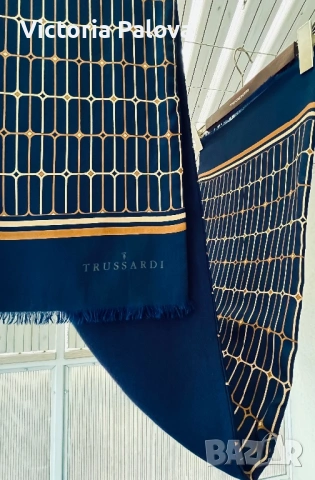 TRUSSARDI - ексклузивен двулицев шал коприна и вълна Италия, снимка 6 - Шалове - 53215322