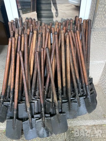 Продавам военна лопата , снимка 7 - Други ценни предмети - 34880663