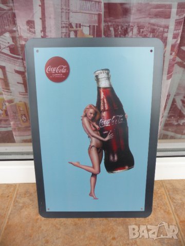 Метална табела Кока Кола Coca Cola бутилка момиче бански