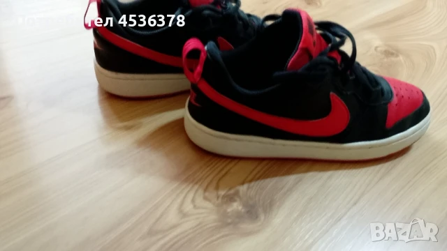 Обувки Nike, снимка 3 - Детски маратонки - 51057288