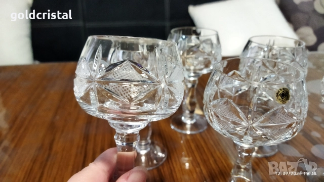 Кристални чаши , снимка 4 - Антикварни и старинни предмети - 37412500