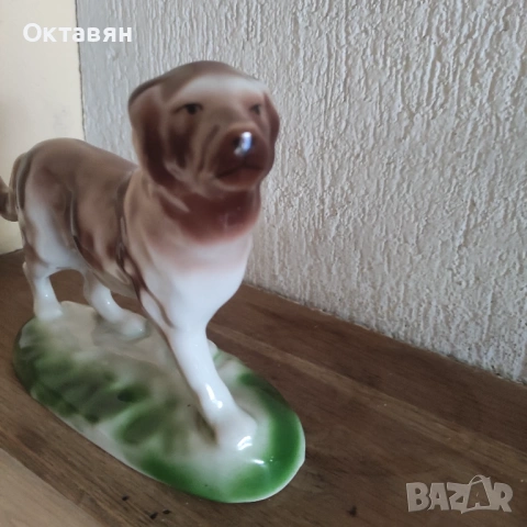 Порцеланова фигура/фигурка на куче, снимка 5 - Статуетки - 53300070