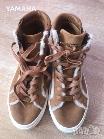 UGG  Дамски Обувки 37.5  100%  ОРИГИНАЛ , снимка 7 - Дамски боти - 35625235