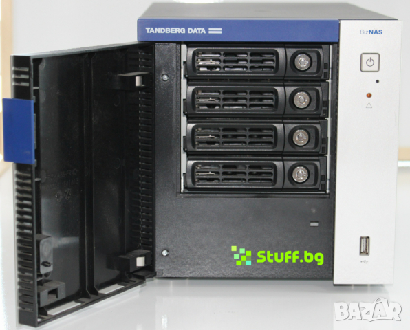 NAS TANDBERG BizNAS D400, снимка 2 - Работни компютри - 44878191